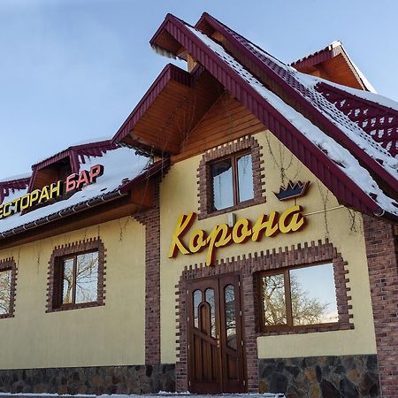 拉泽希纳 Korona Karpat酒店 外观 照片